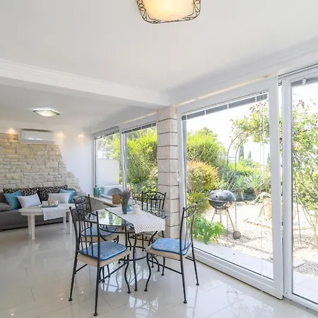 Amazing In בית נופש