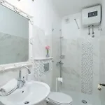 Gorgeous Home In Cavtat Ferienhaus *