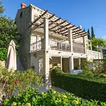Gorgeous Home In Cavtat Prázdninový dům