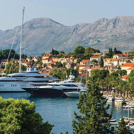Amazing Home In Cavtat Дом отдыха
